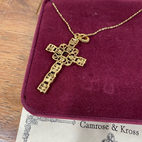 New Camrose & Kross Gold tone Cross Necklace ruby red stones Jackie Onassis - Picture 2 of 6